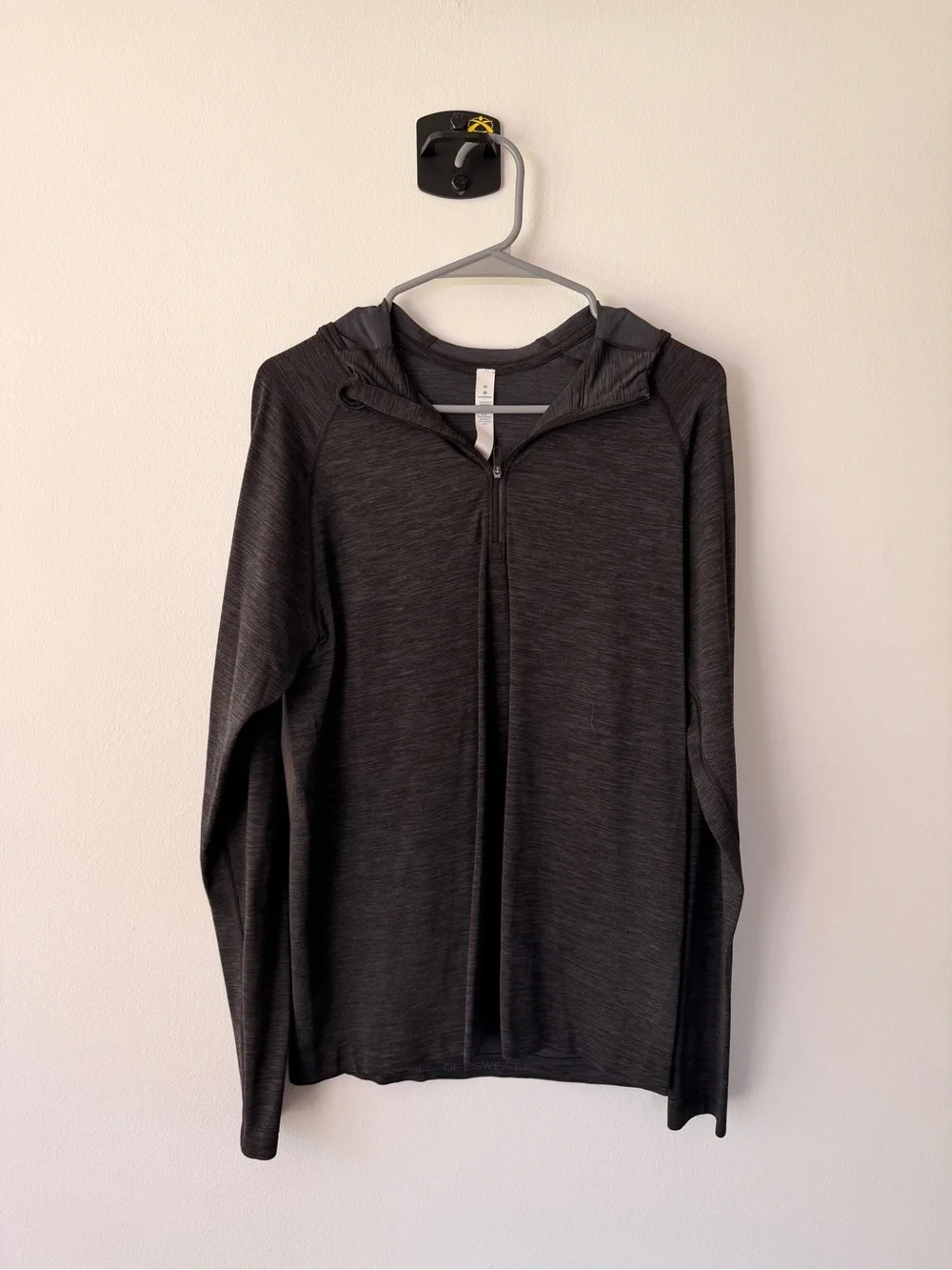 lululemon athletica Men's Sz M Full-Zip Hooded Sweater - Charcoal